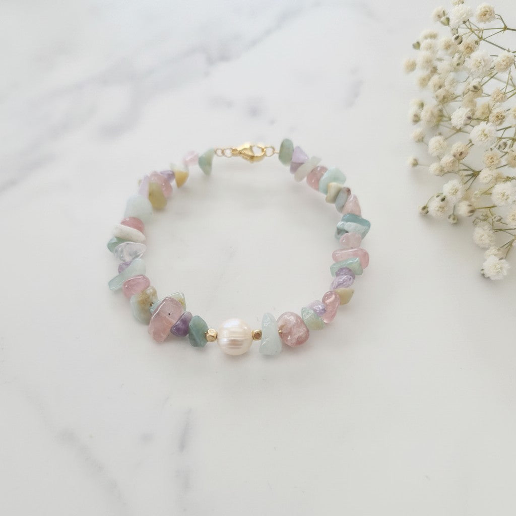 Mixed Multicoloured Gemstone Bracelet with Freshwater Pearl Centrepiece