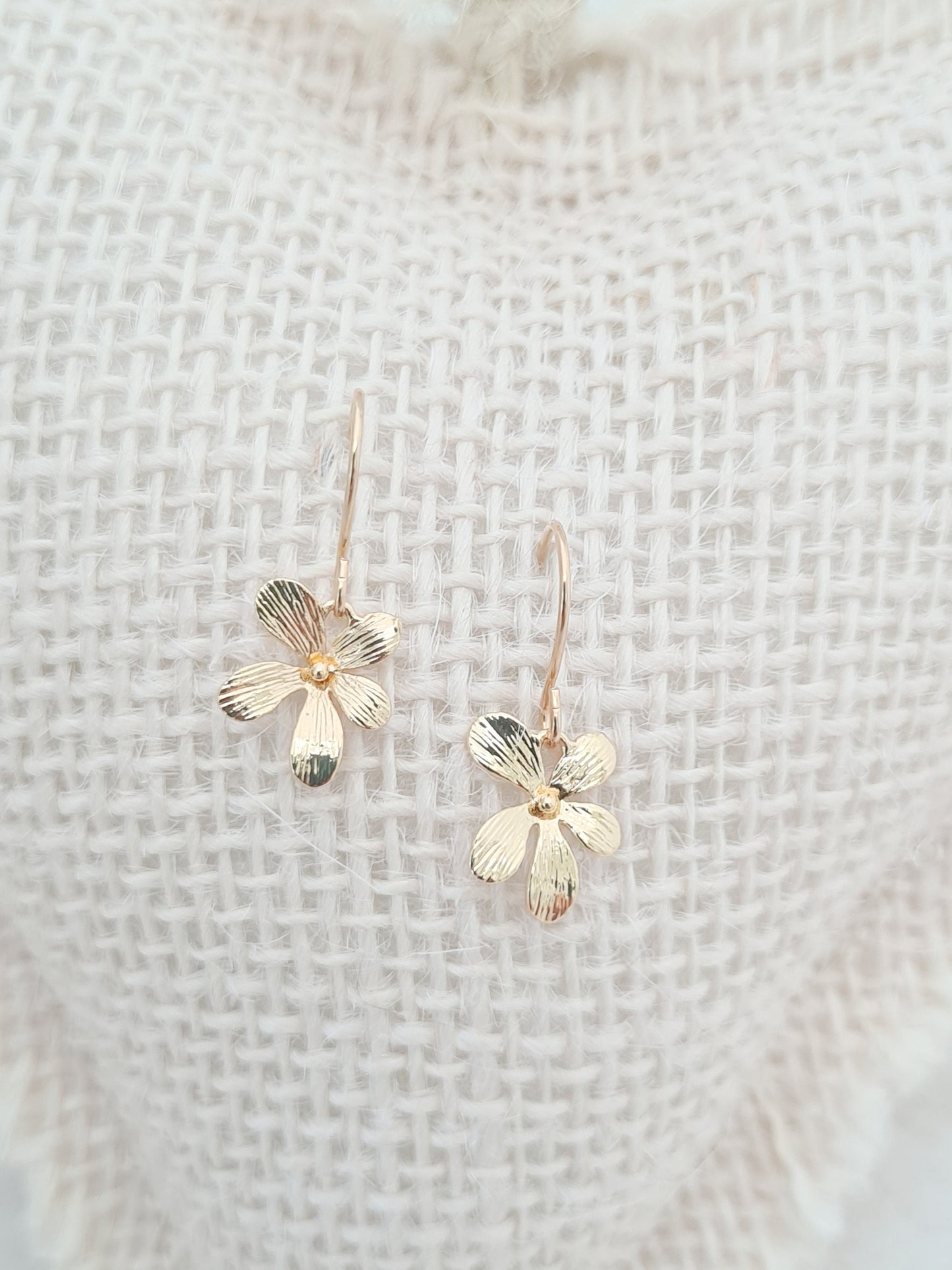 Small Gold Flower Earrings