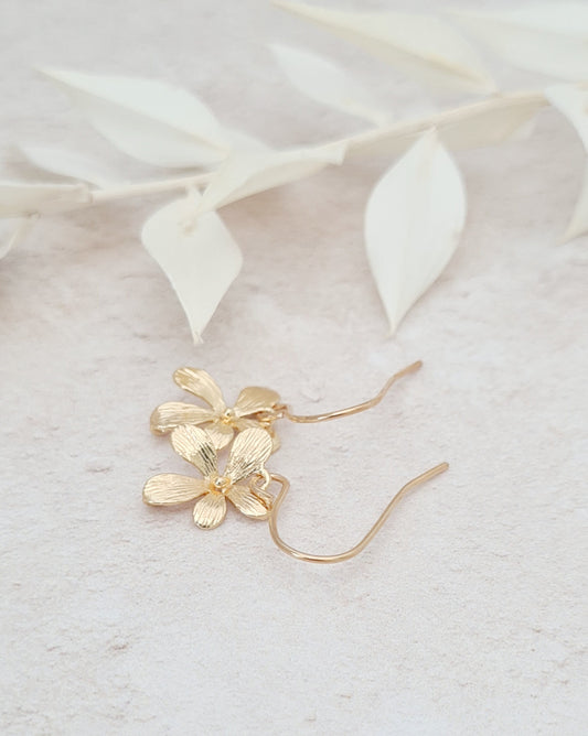 Small Gold Flower Earrings