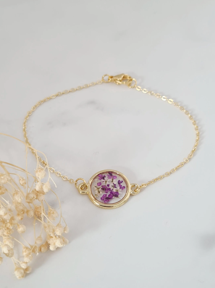 Real Purple & White Flower Resin Bracelet – Gold Plated Botanical Jewellery