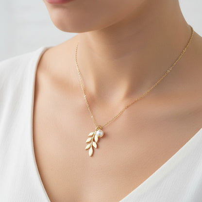 Dainty Gold Plated Leaf & Pearl Necklace – Feminine Botanical Jewellry