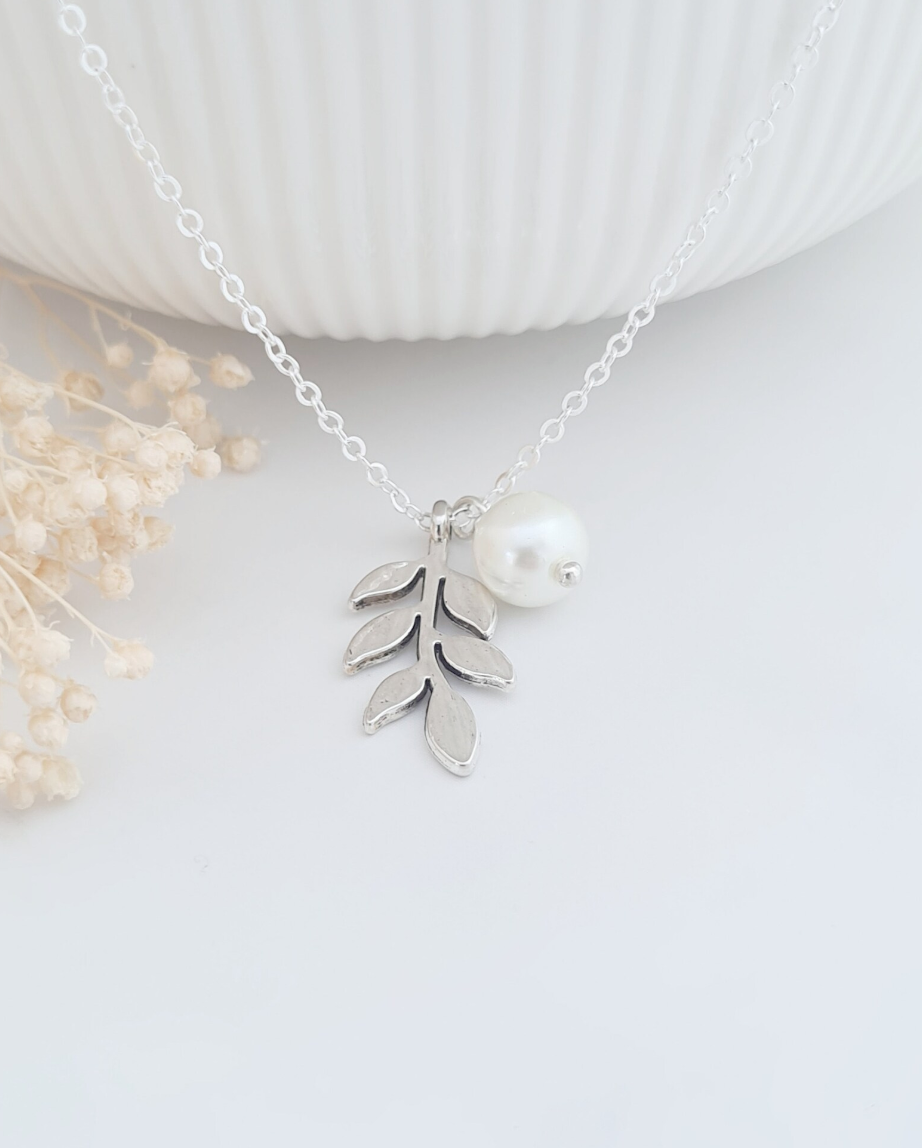 Silver Leaf Pendant with a Pearl Charm Necklace