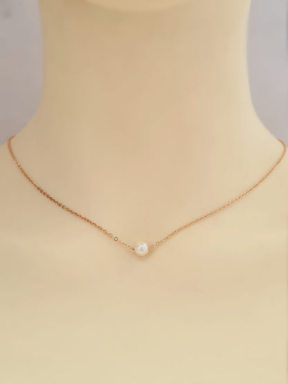 Single Swarovski Pearl Necklace in Gold
